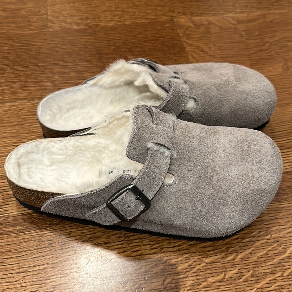 Birkenstock Boston Shearling, grey, size 38W. Fits size 7/8.